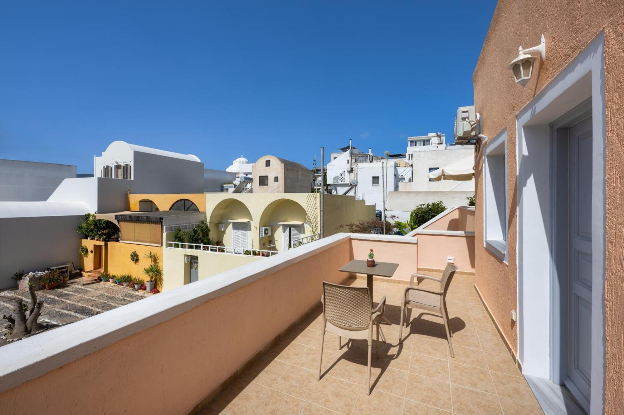 Hillside Elegance Suites Fira  Exterior foto