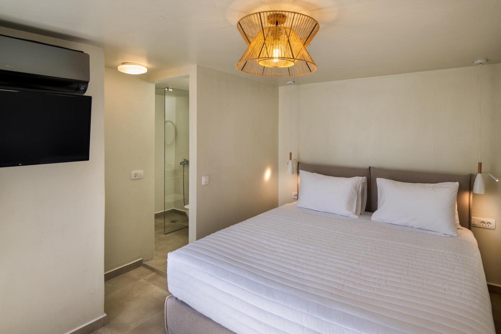 Hillside Elegance Suites Fira  Exterior foto